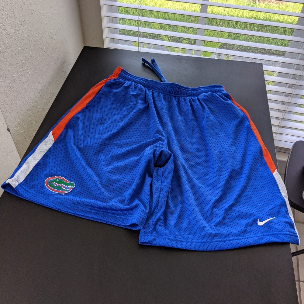 NIKE FLORIDA GATORS DRI FIT SHORTS